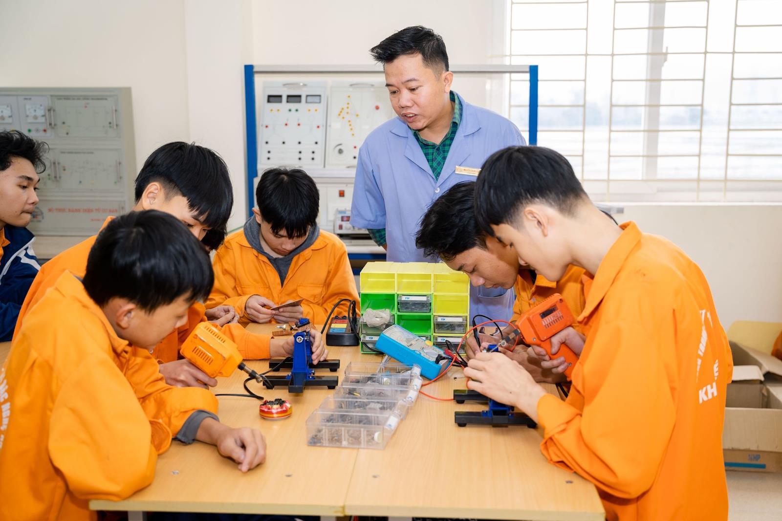 Học Nghề Điện Dân Dụng Ở Đâu Tốt Nhất Nghệ An? 12 Học Nghề Điện Dân Dụng Ở Đâu Tốt Nhất Nghệ An? 9